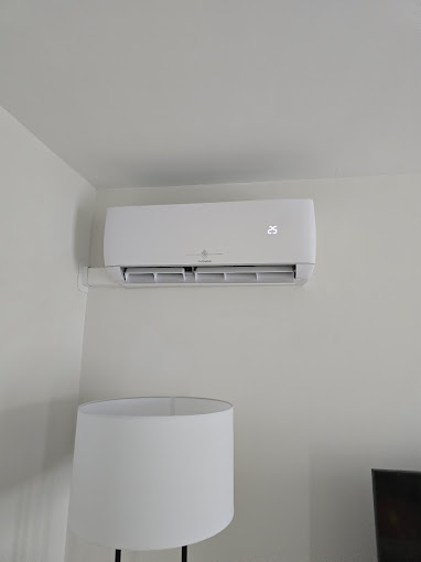 Installation climatisation murale touques 14800